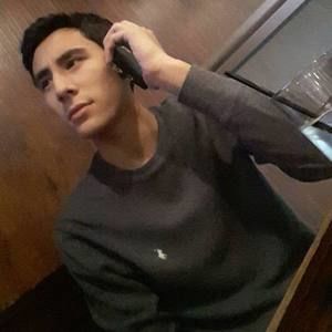 Meet your Posher, Edgardo